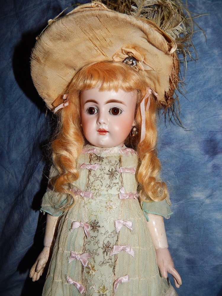 Grandmas Attic Dolls - Page 6