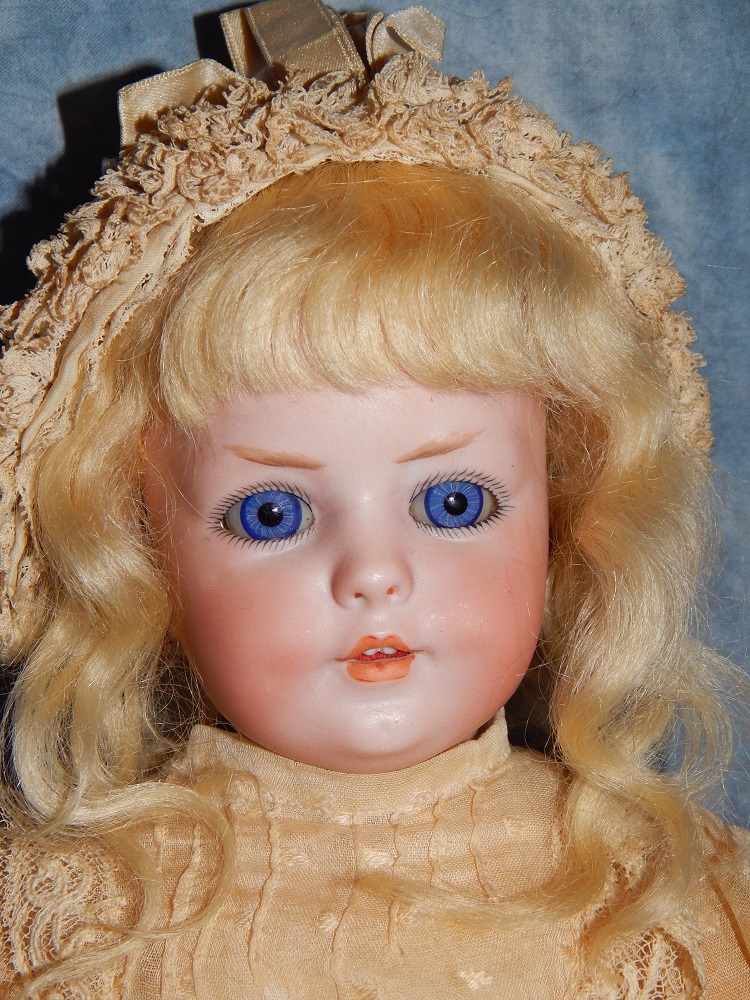 Got my “My Twinn” doll out of the attic. Her eyes look a bit different! :  r/Dolls